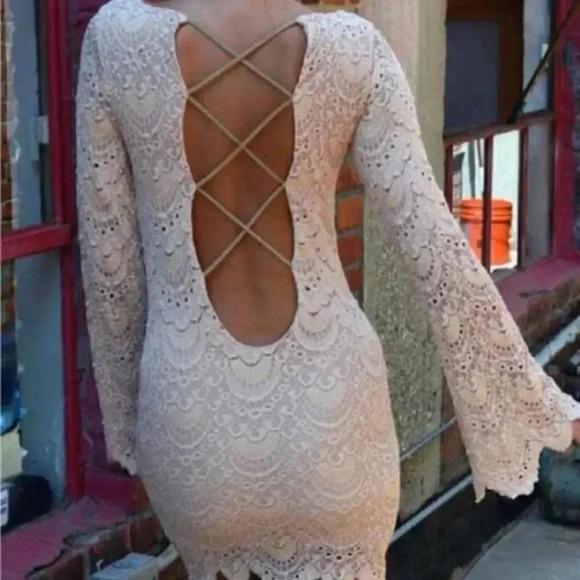 NWT Nightcap Spanish Priscilla Lace Dress Size 2 Nude Criss Cross Open Back $352 - Picture 10 of 12